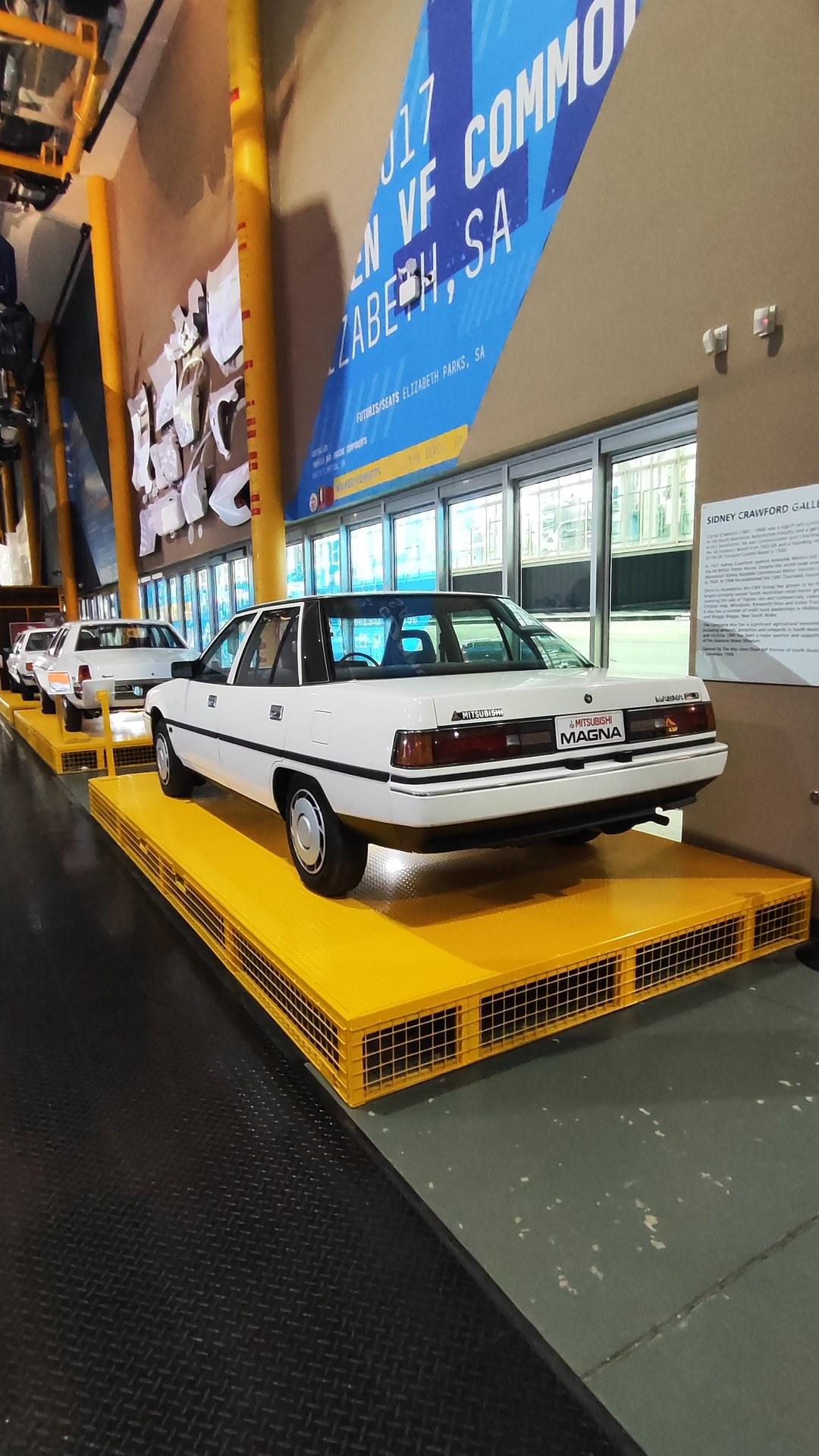 Mitsubishi Magna GLX