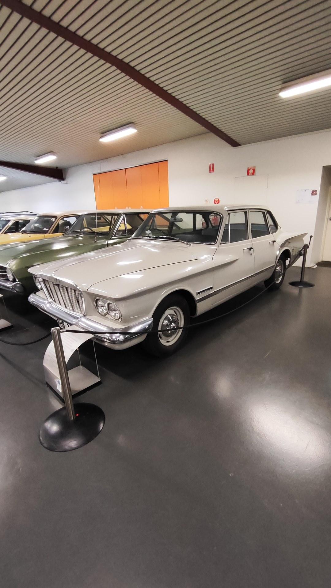 Chrysler Valiant SV-1