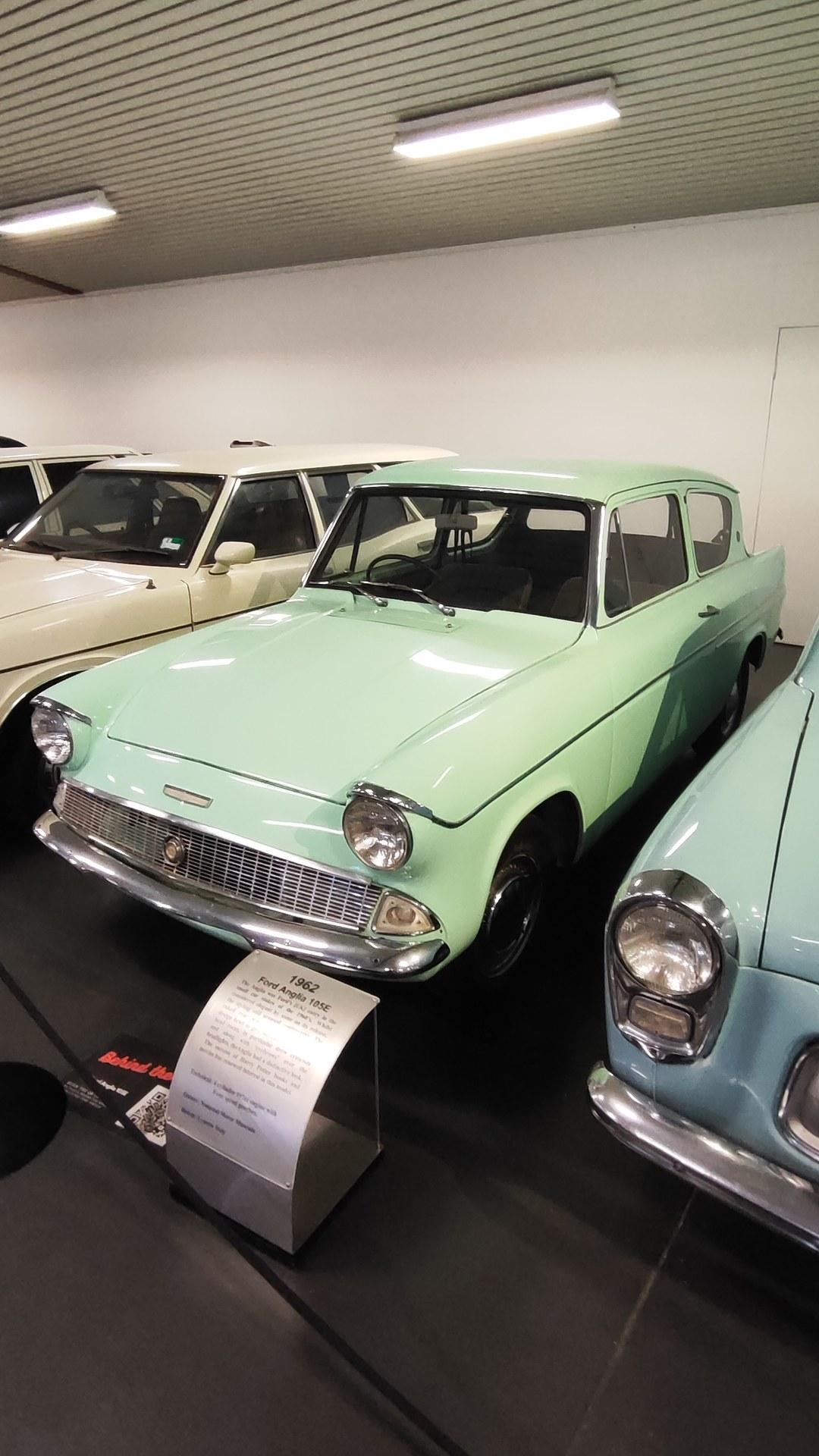 Ford Anglia 105E