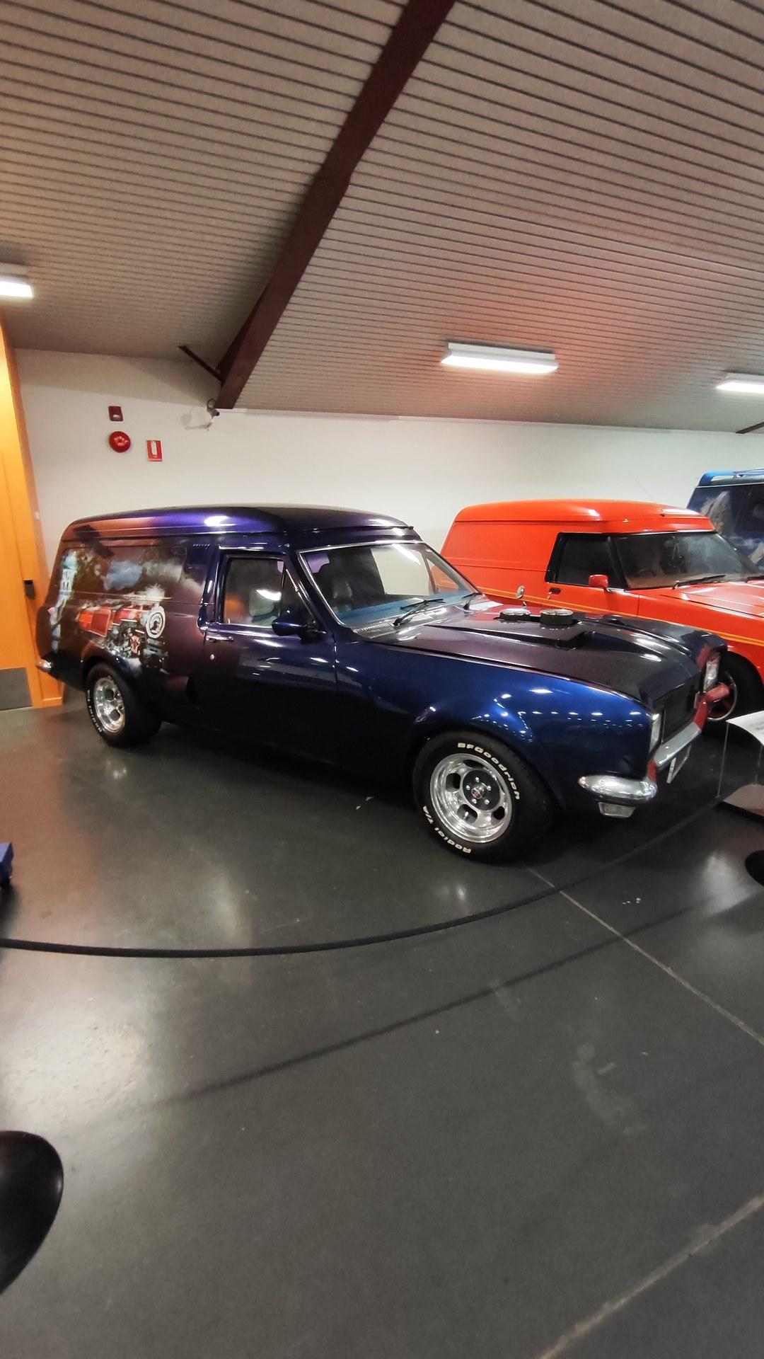 Holden HT Express