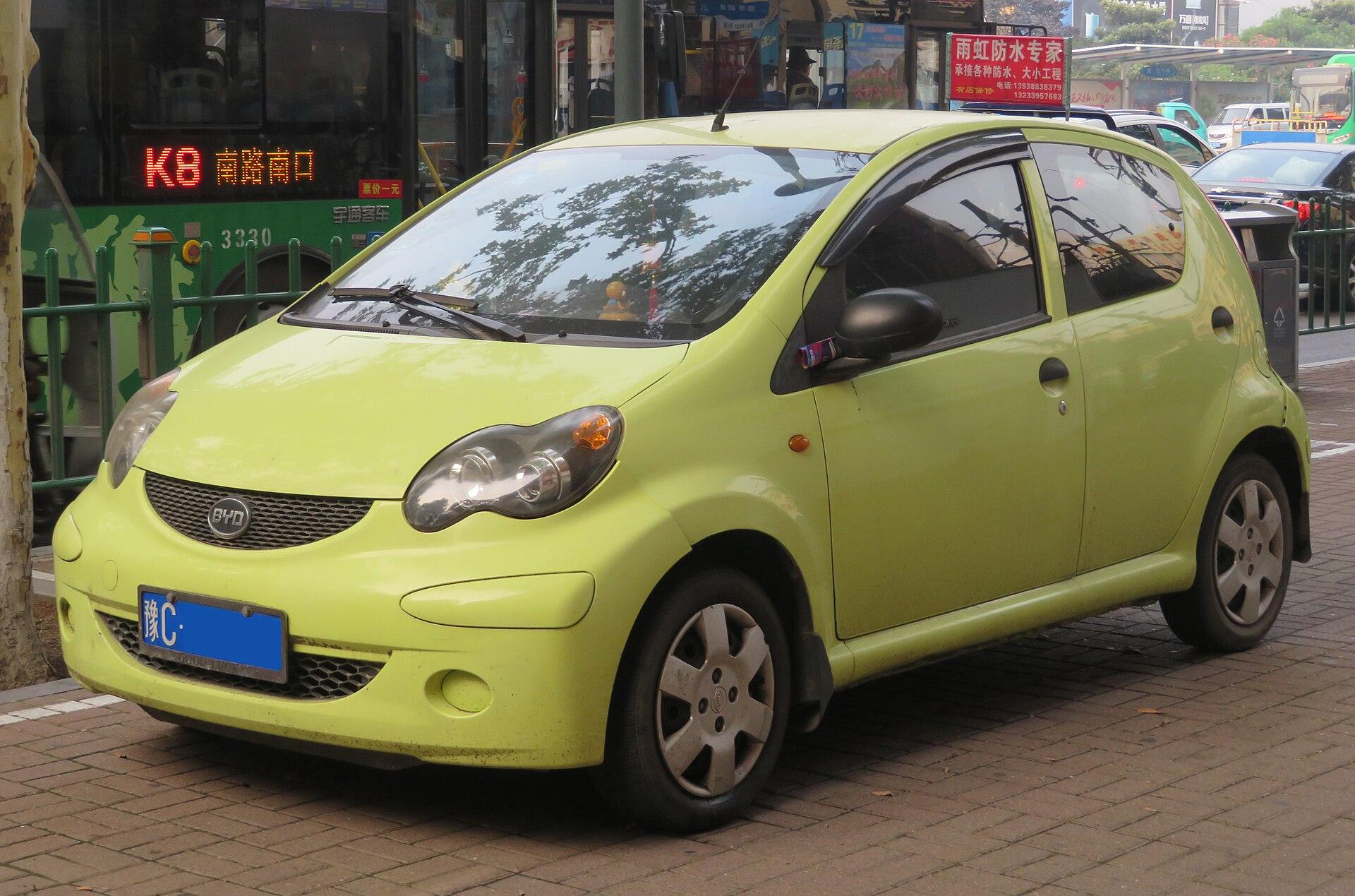 BYD E1