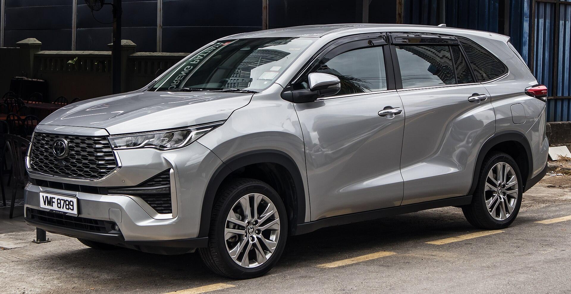 Toyota Innova