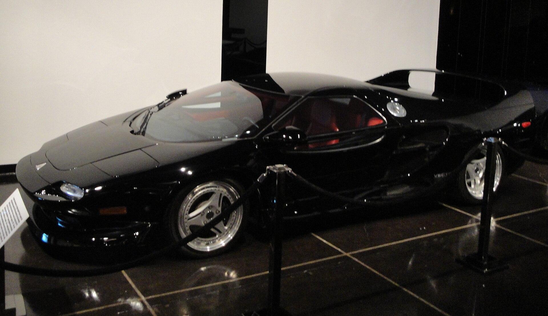 Vector M12