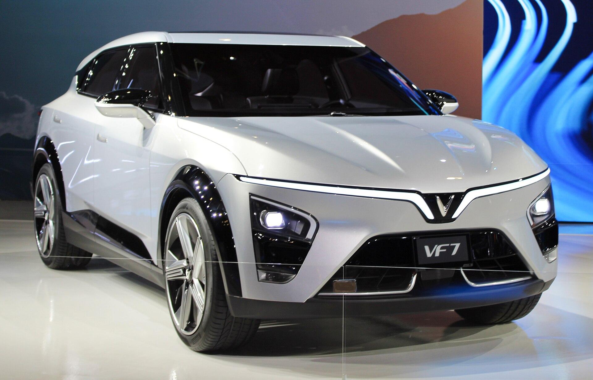 VinFast VF7