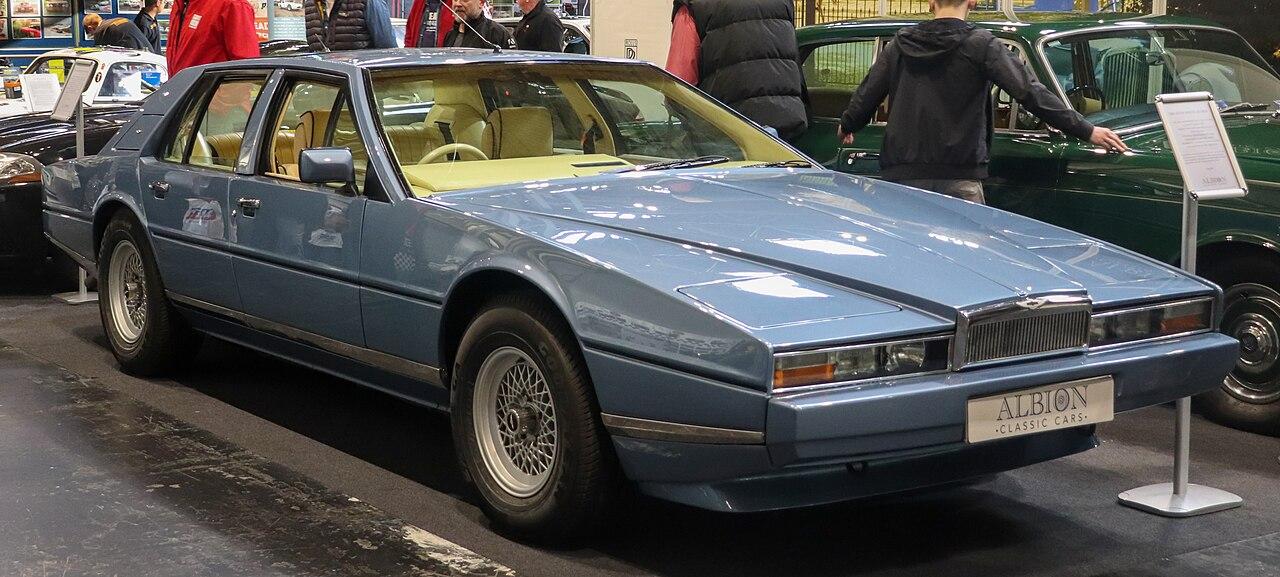 Aston Martin Lagonda Series 3