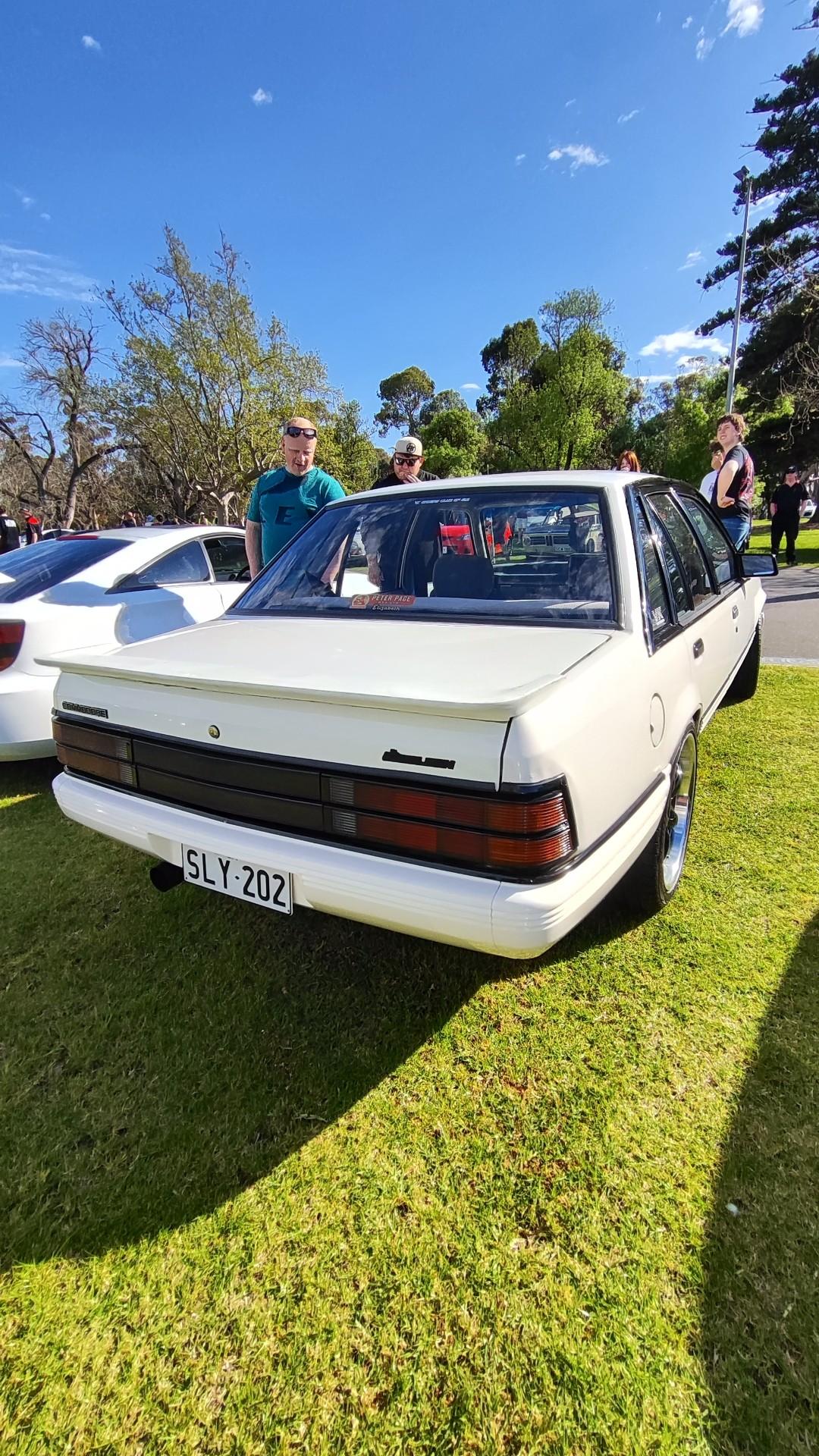 Holden Commodore VK HDT
