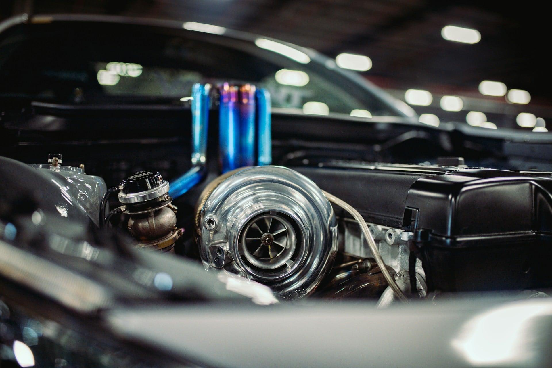 Turbo vs Supercharger. What's Better?