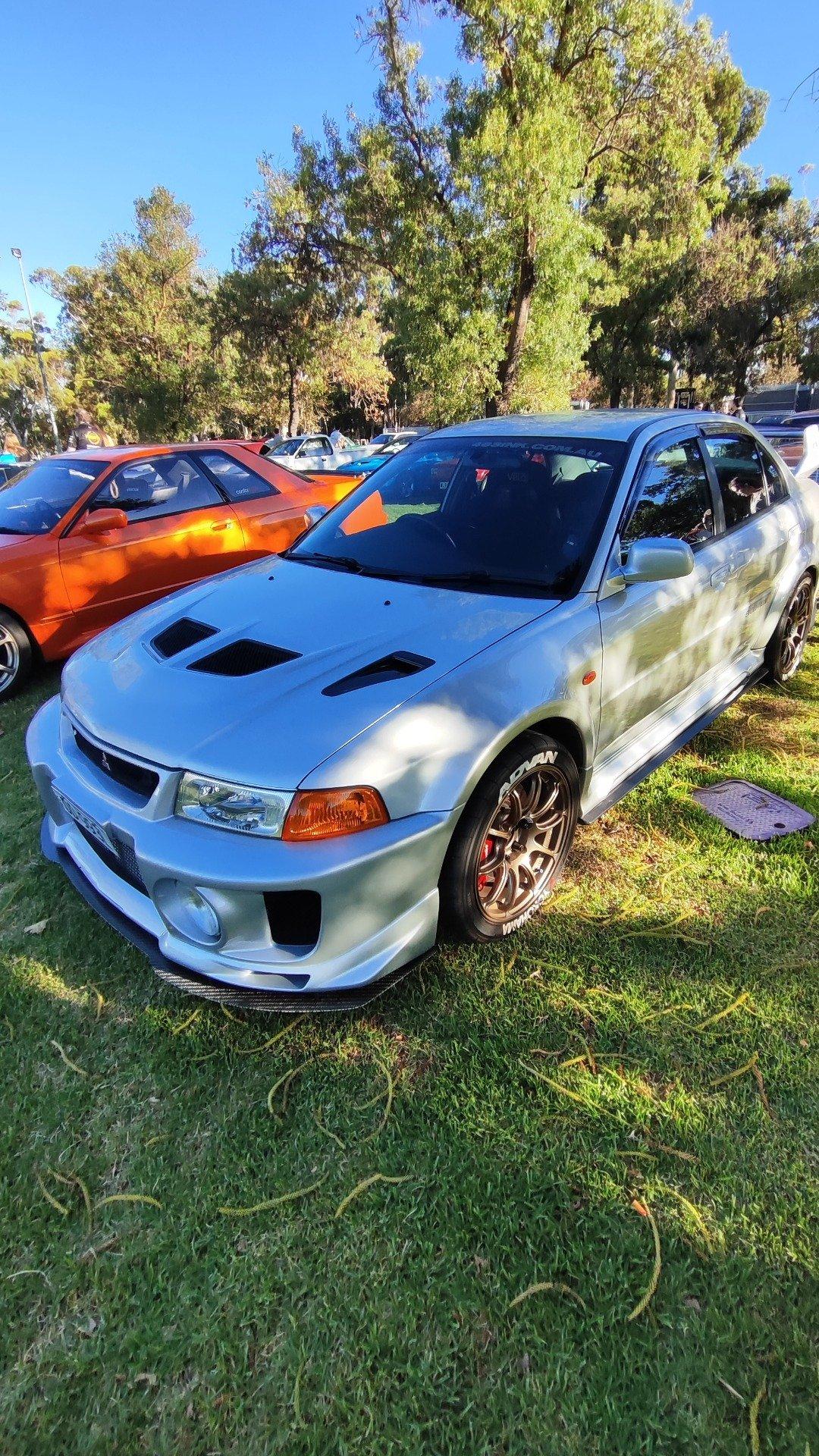 Mitsubishi Lancer Evolution V GSR